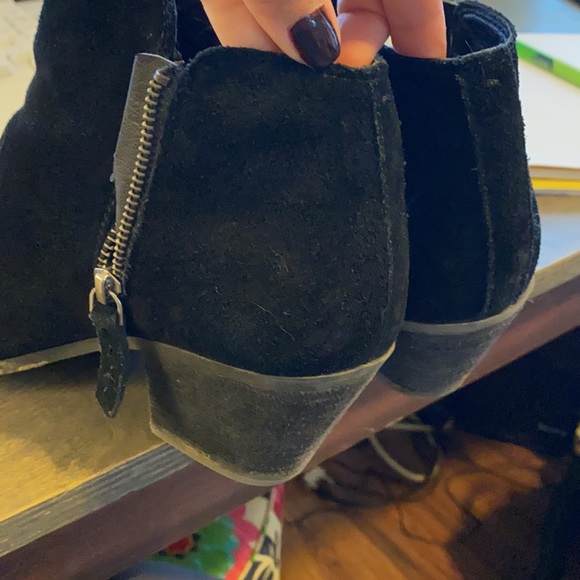 Frye sued booties size 8.5 - Picture 2 of 6